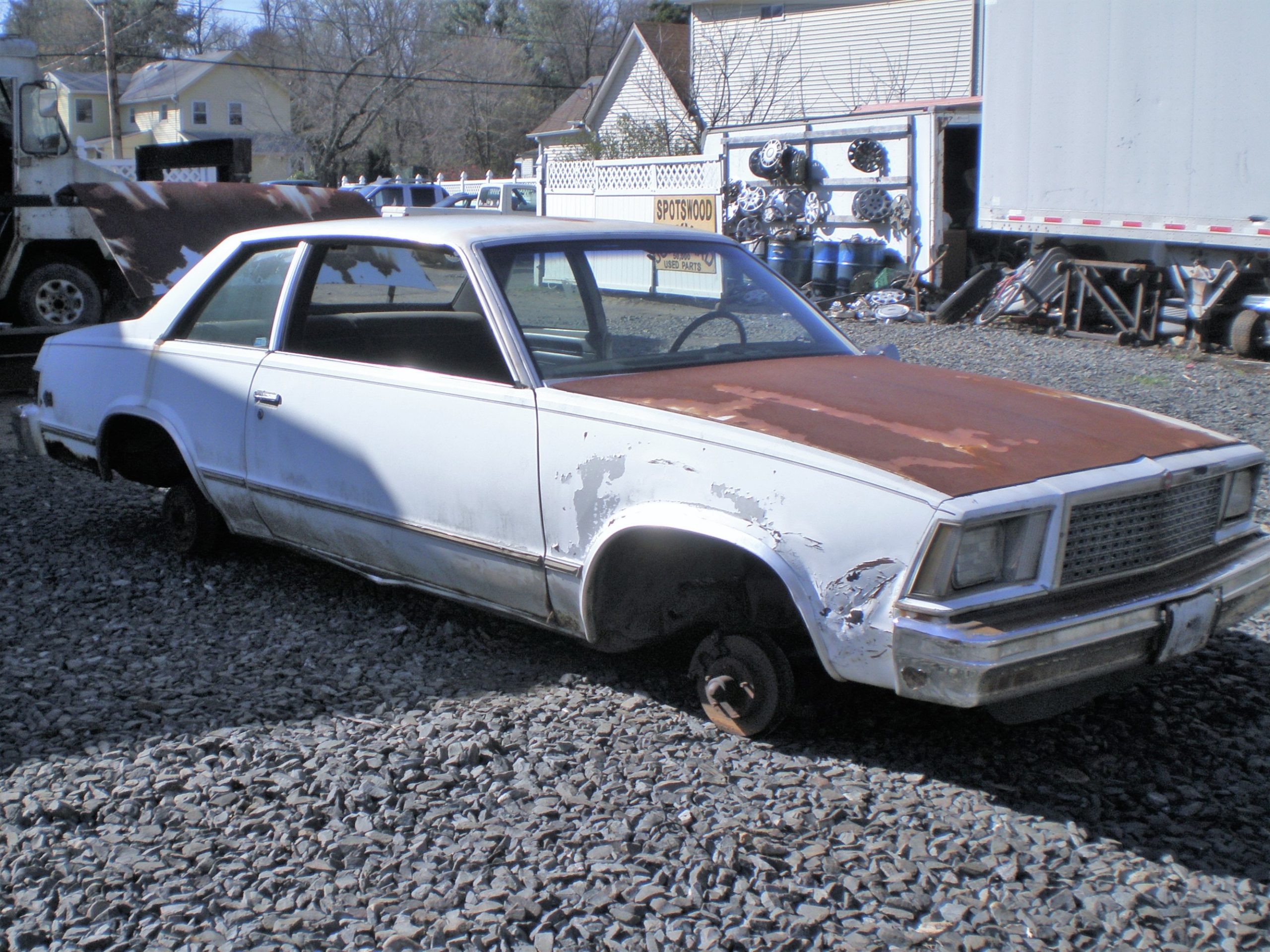 Parting Out 1979 Chevy Malibu Classic I-21