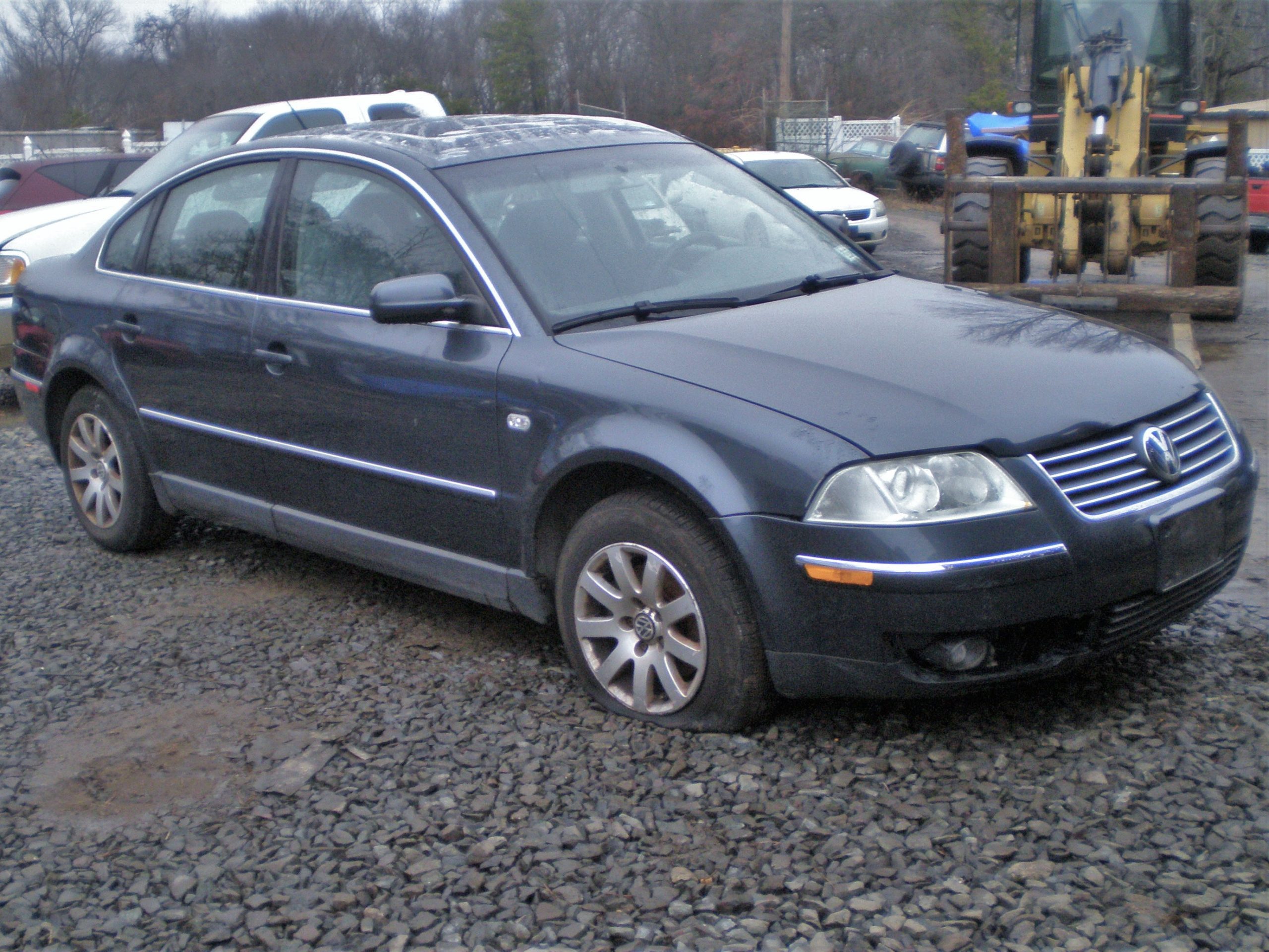 Parting Out 2002 Volkswagen Passat GLS FWD J-6