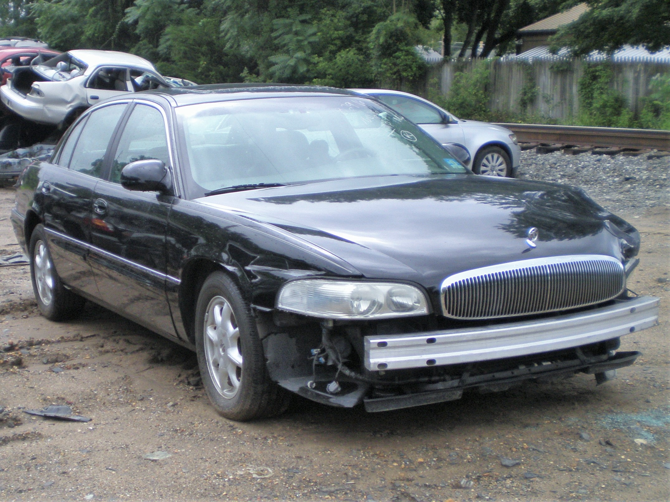 Parting Out 2000 Buick Park Avenue Sedan J-43