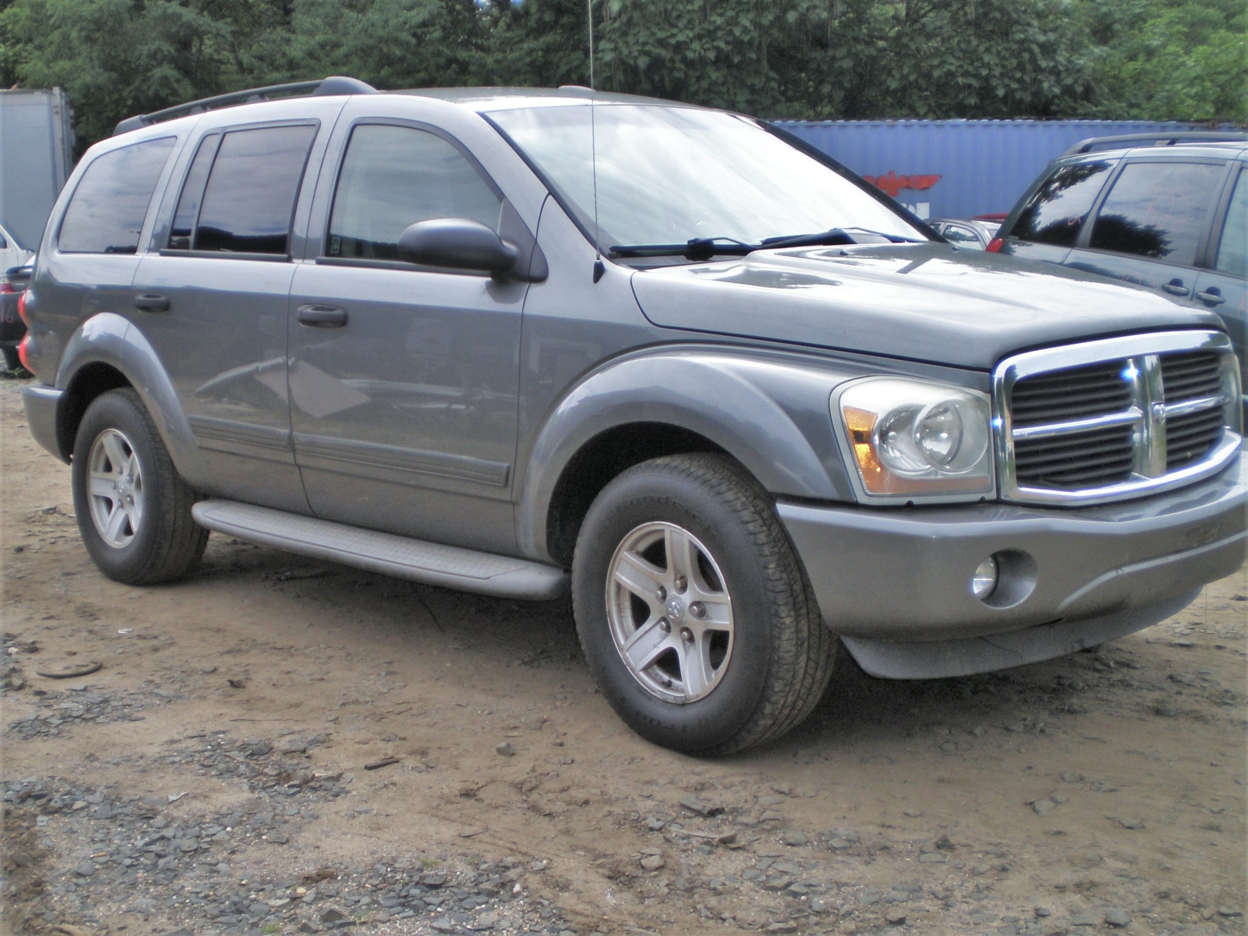 Parting Out 2005 Dodge Durango SLT 4WD K-42