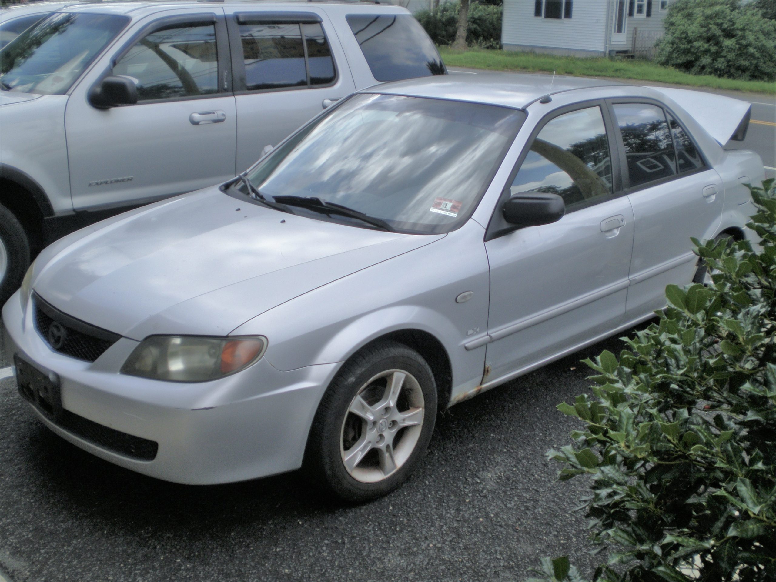 Parting Out 2003 Mazda Protege LX Sedan K-43