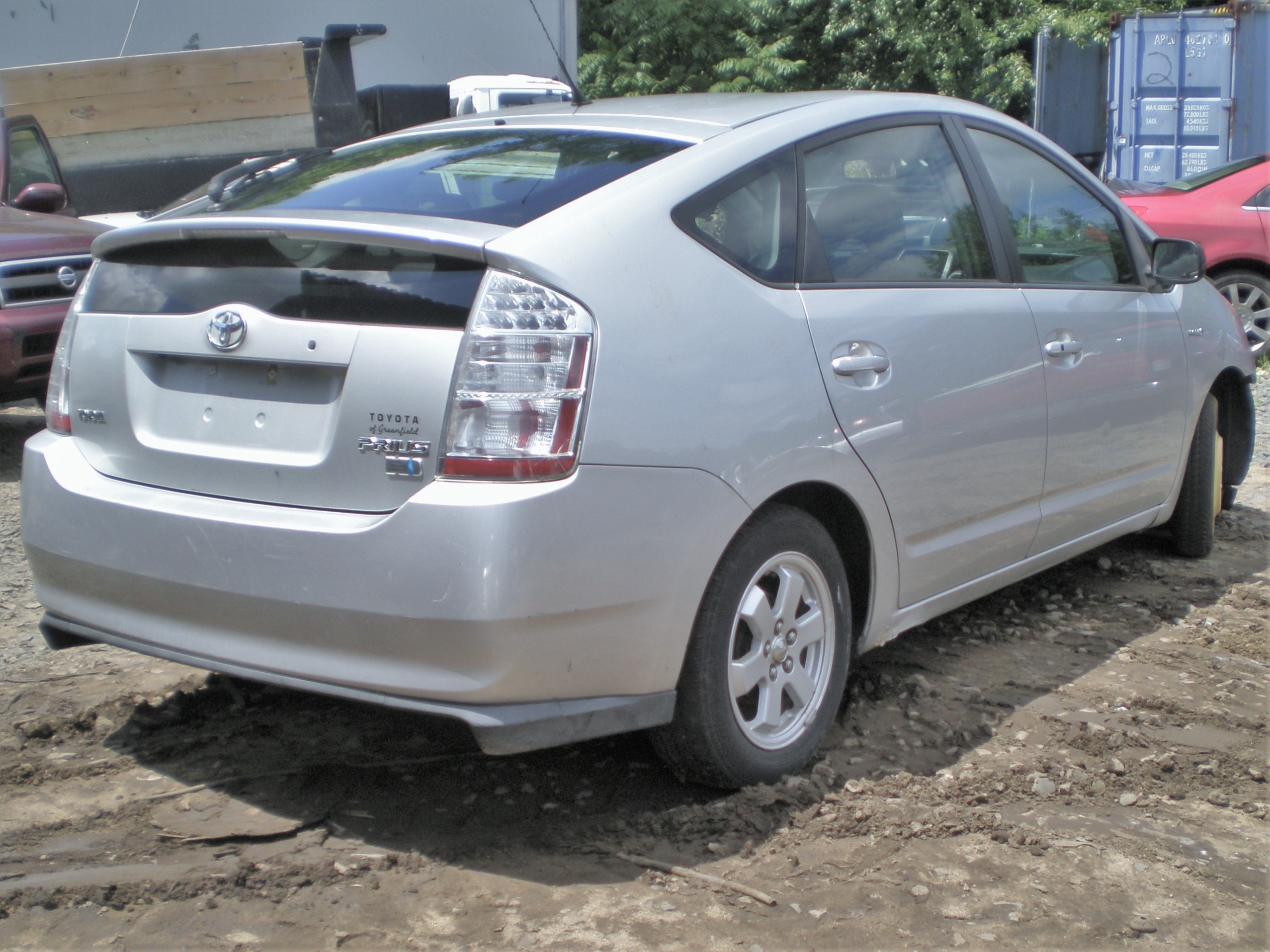 Parting Out 2007 Toyota Prius Hatchback K-26