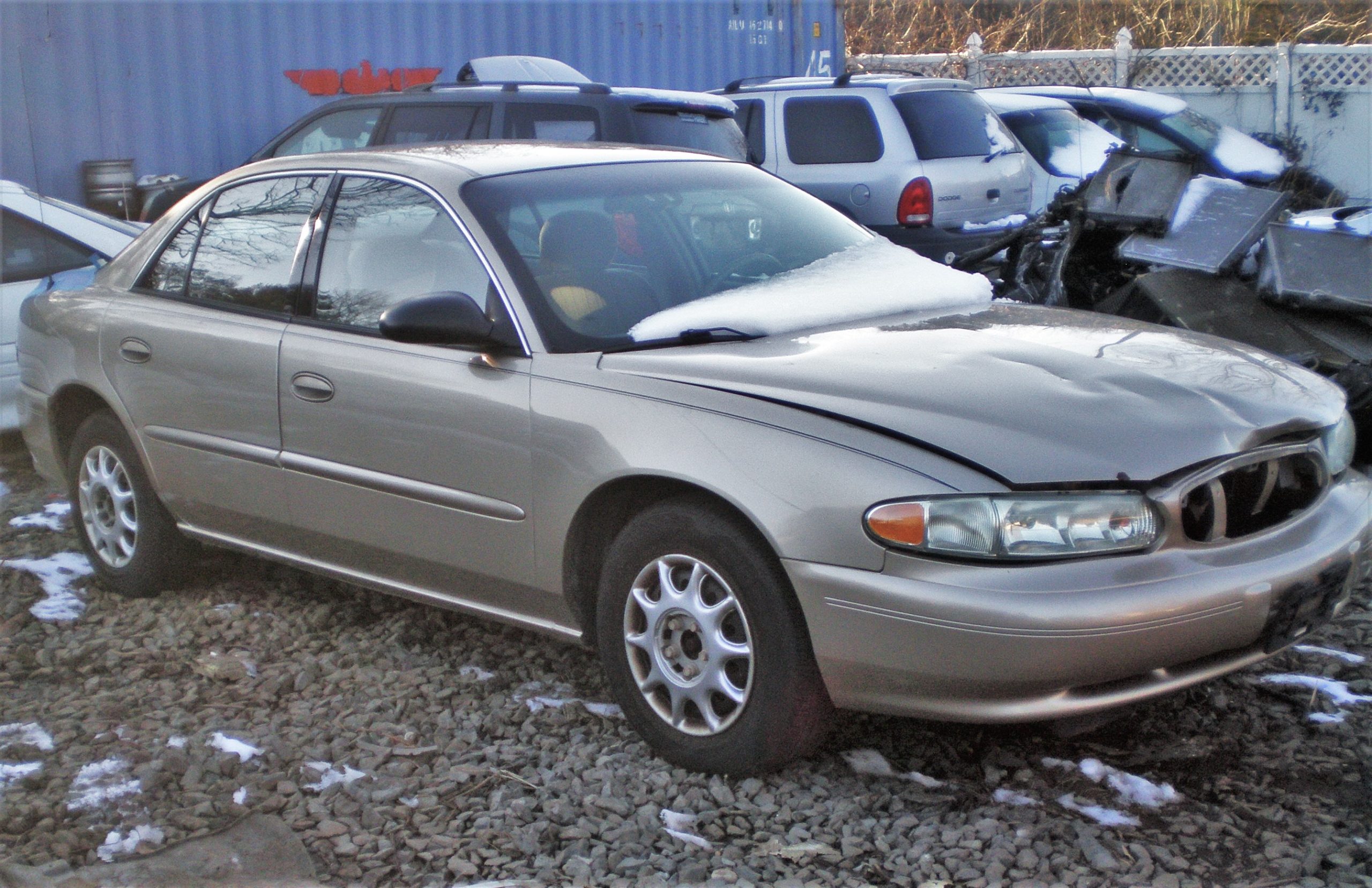 Parting Out 2004 Buick Century Sedan L-17