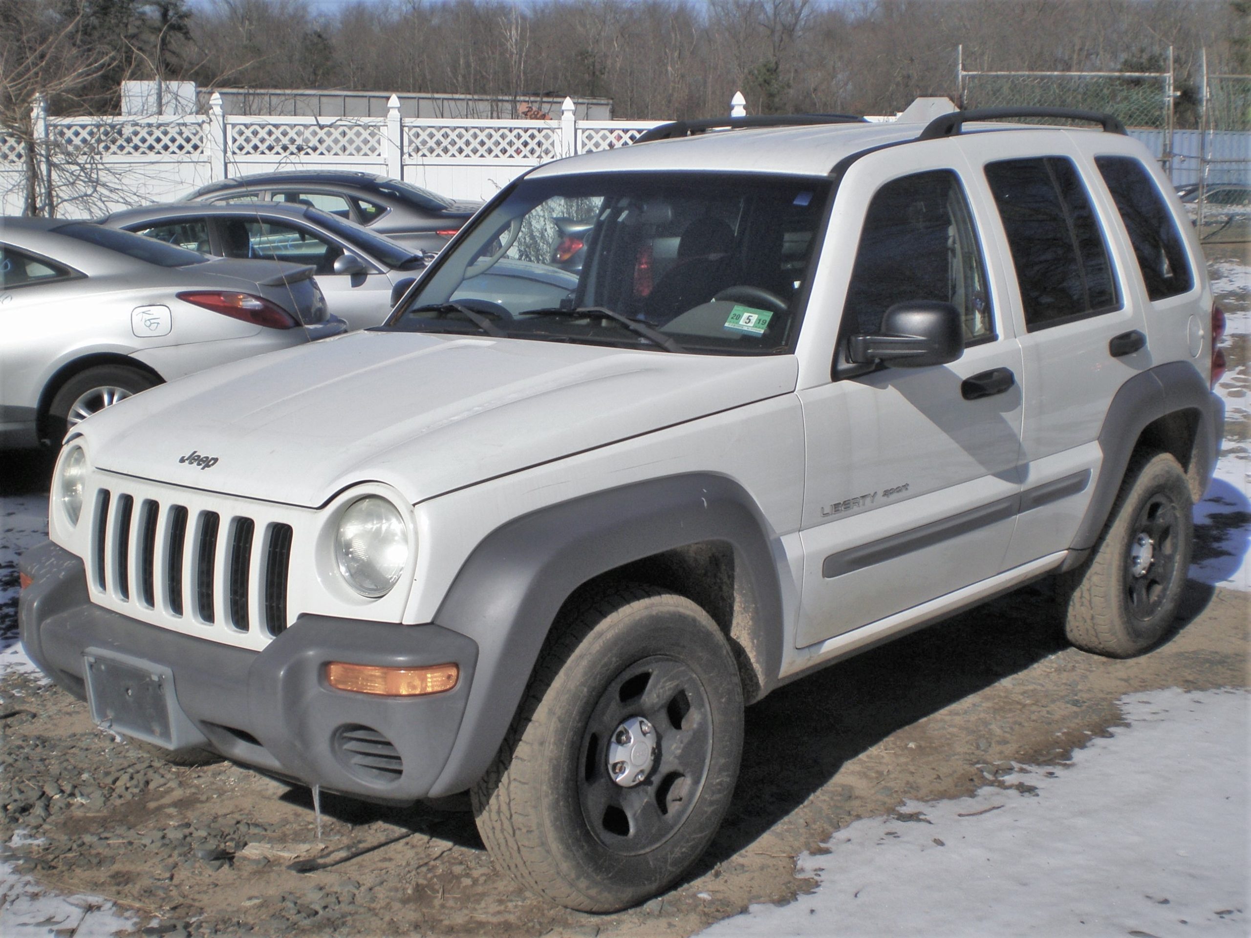 Parting Out 2002 Jeep Liberty Sport 4WD L-3