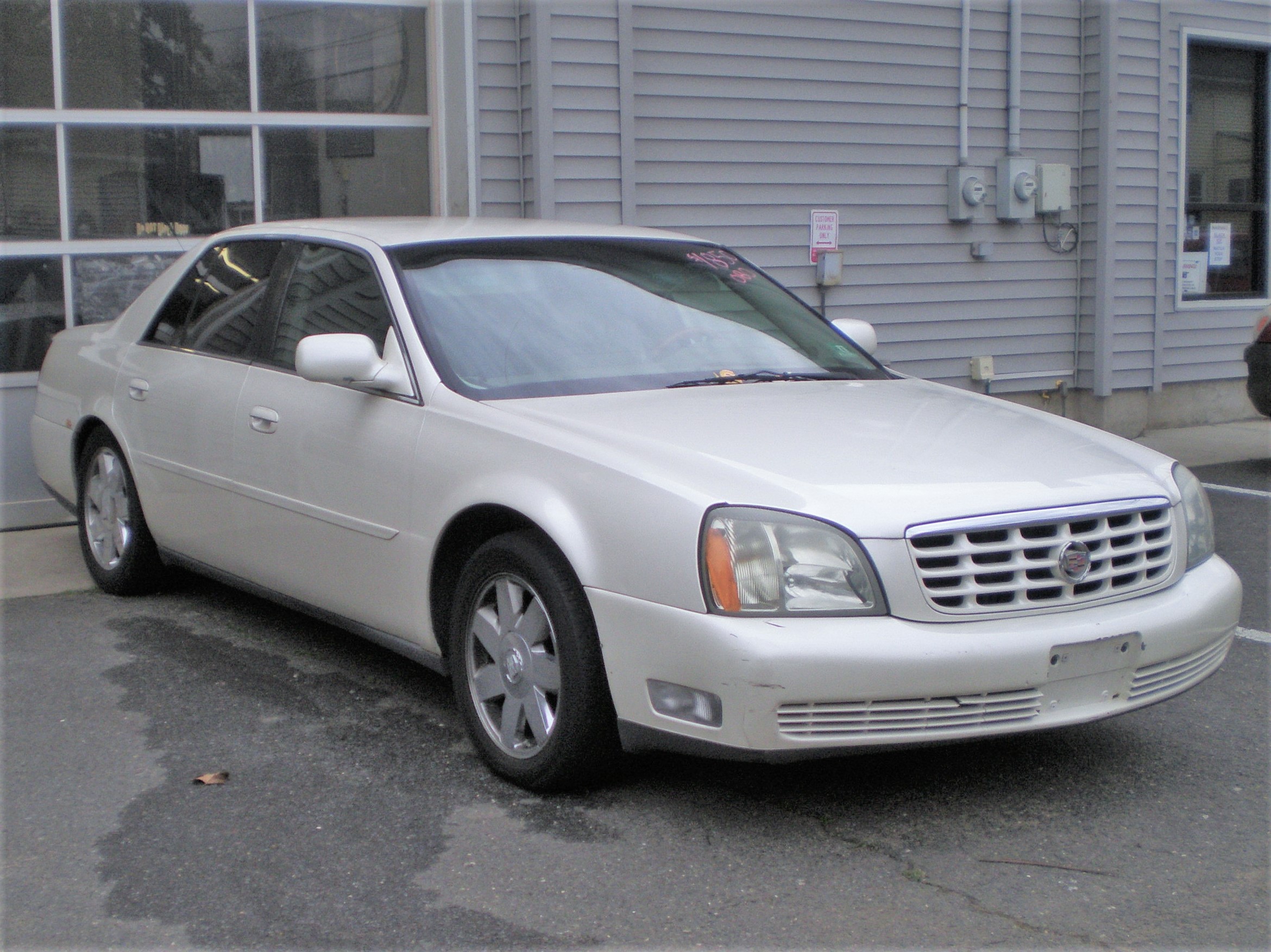 Parting Out 2000 Cadillac DeVille DHS Sedan L-8