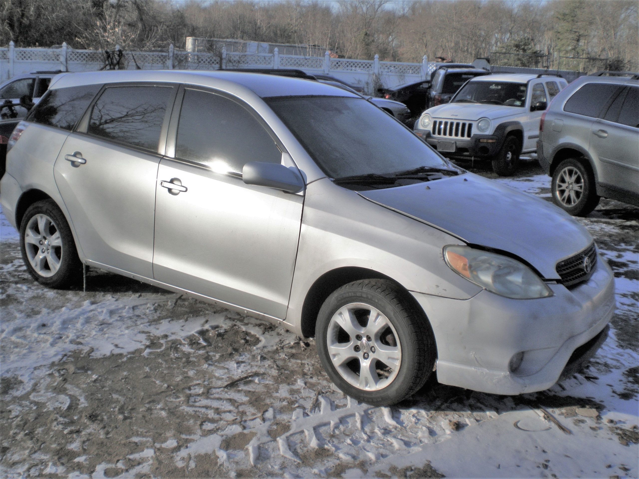 Parting Out 2005 Toyota Matrix XR FWD L-4