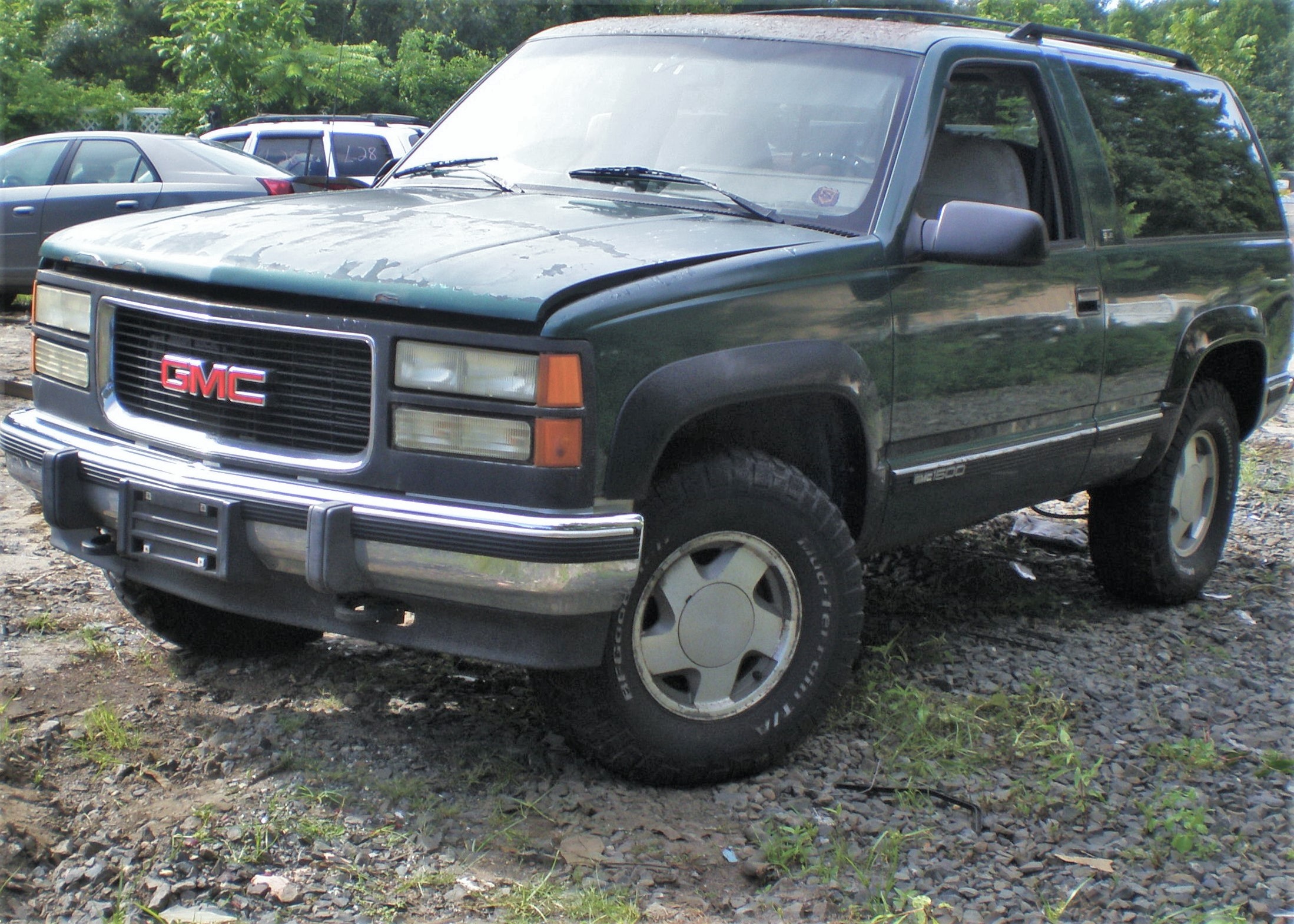 Parting Out 1994 GMC Yukon SLE 2Dr 4WD SUV L-54