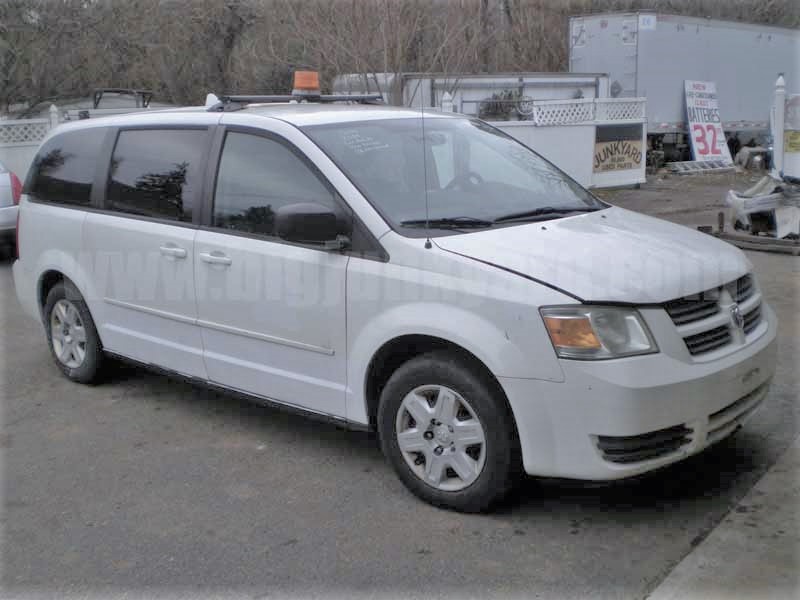 Parting Out 2009 Dodge Grand Caravan SE Van L-66