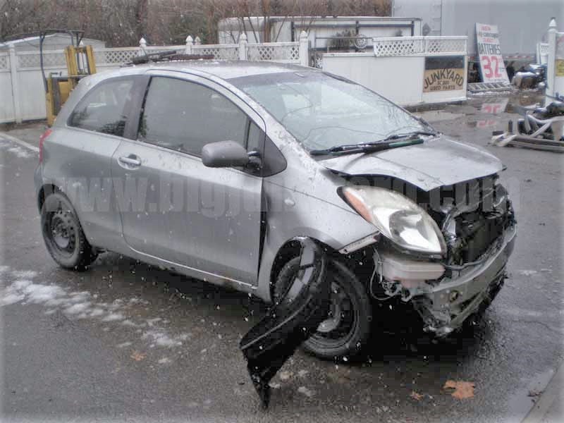 Parting Out 2008 Toyota Yaris 2Dr Hatchback L-67