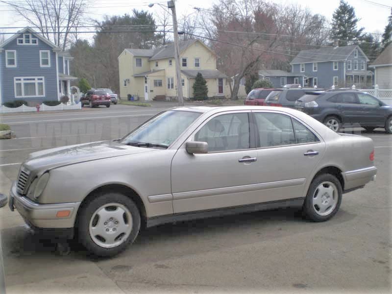 Parting Out 1999 Mercedes E430 RWD Sedan M-20