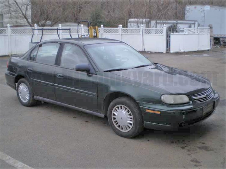 Parting Out 2003 Chevy Malibu FWD Sedan M-19