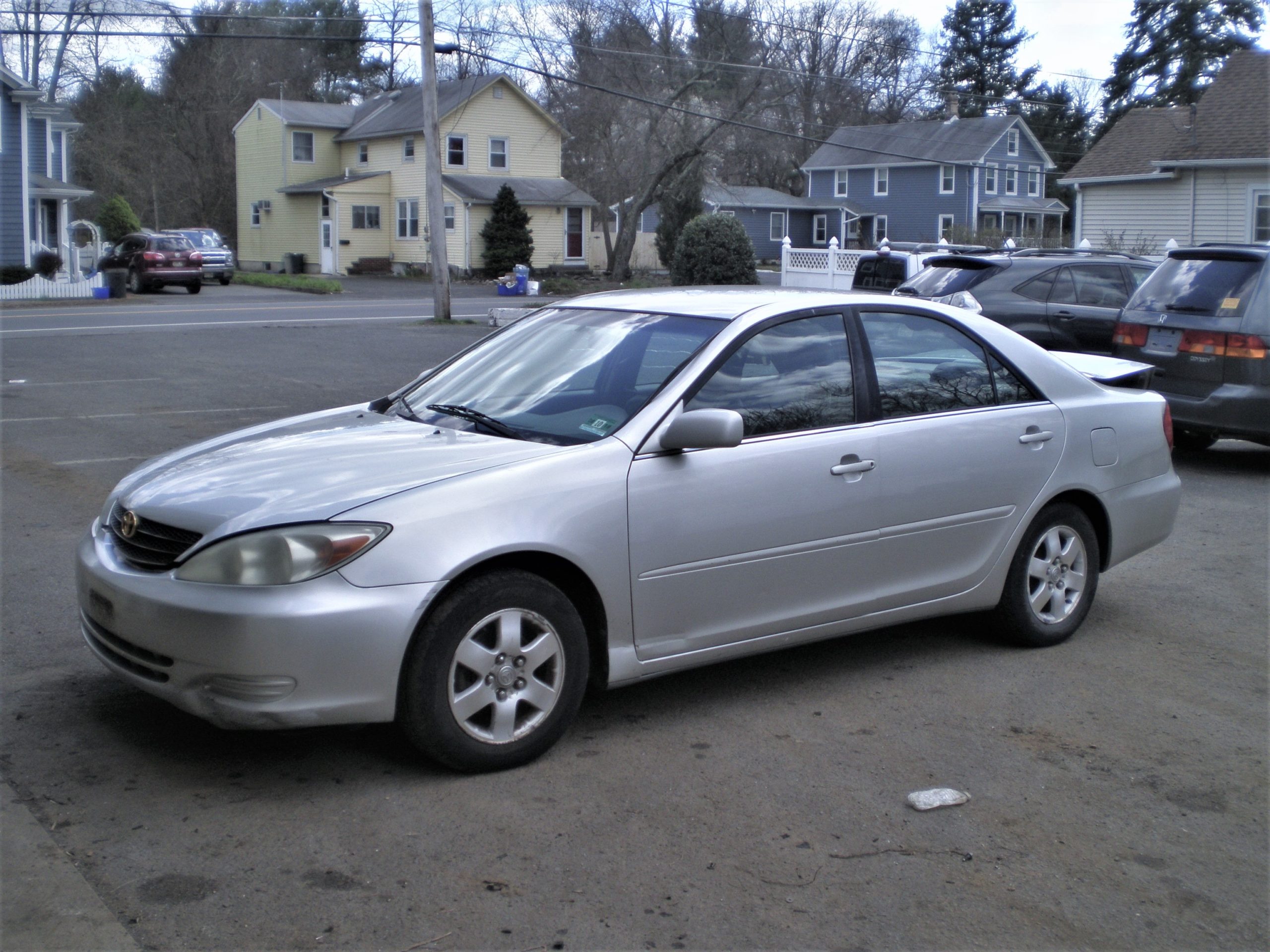 Parting Out 2004 Toyota Camry LE FWD M-24