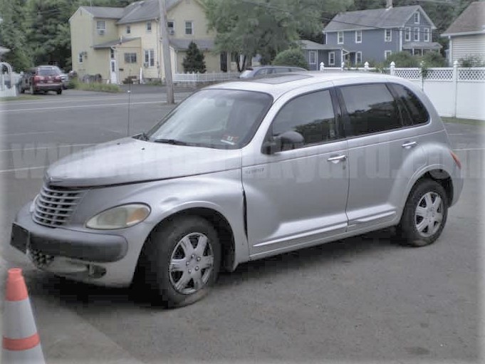 Parting Out 2001 Chrysler PT Cruiser Limited M-32