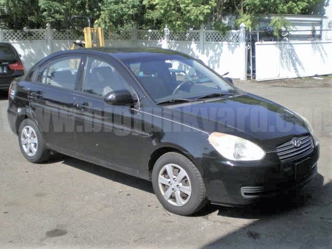 Parting Out 2008 Hyundai Accent GLS Sedan M-47