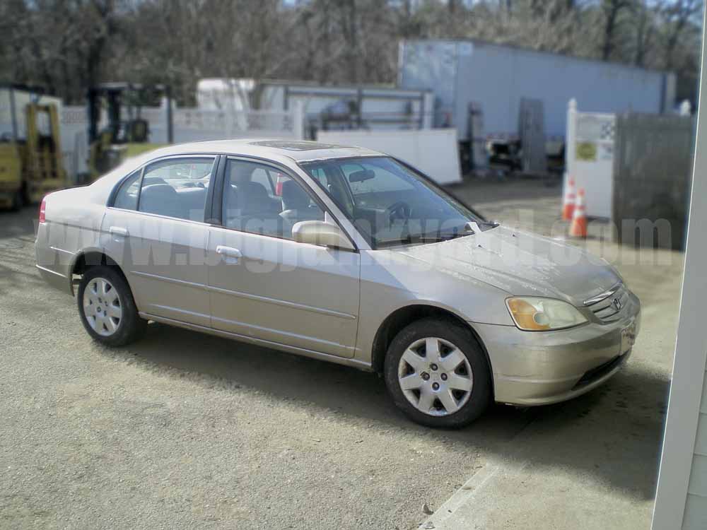 Parting Out 2001 Honda Civic EX Sedan N-11