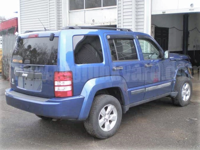 Parting Out 2009 Jeep Liberty Sport 4WD N-13