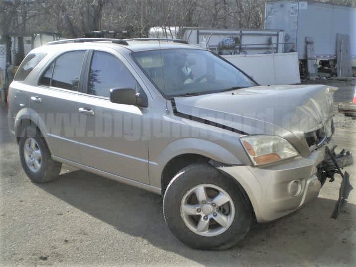 Parting Out 2008 Kia Sorento LX RWD N-5