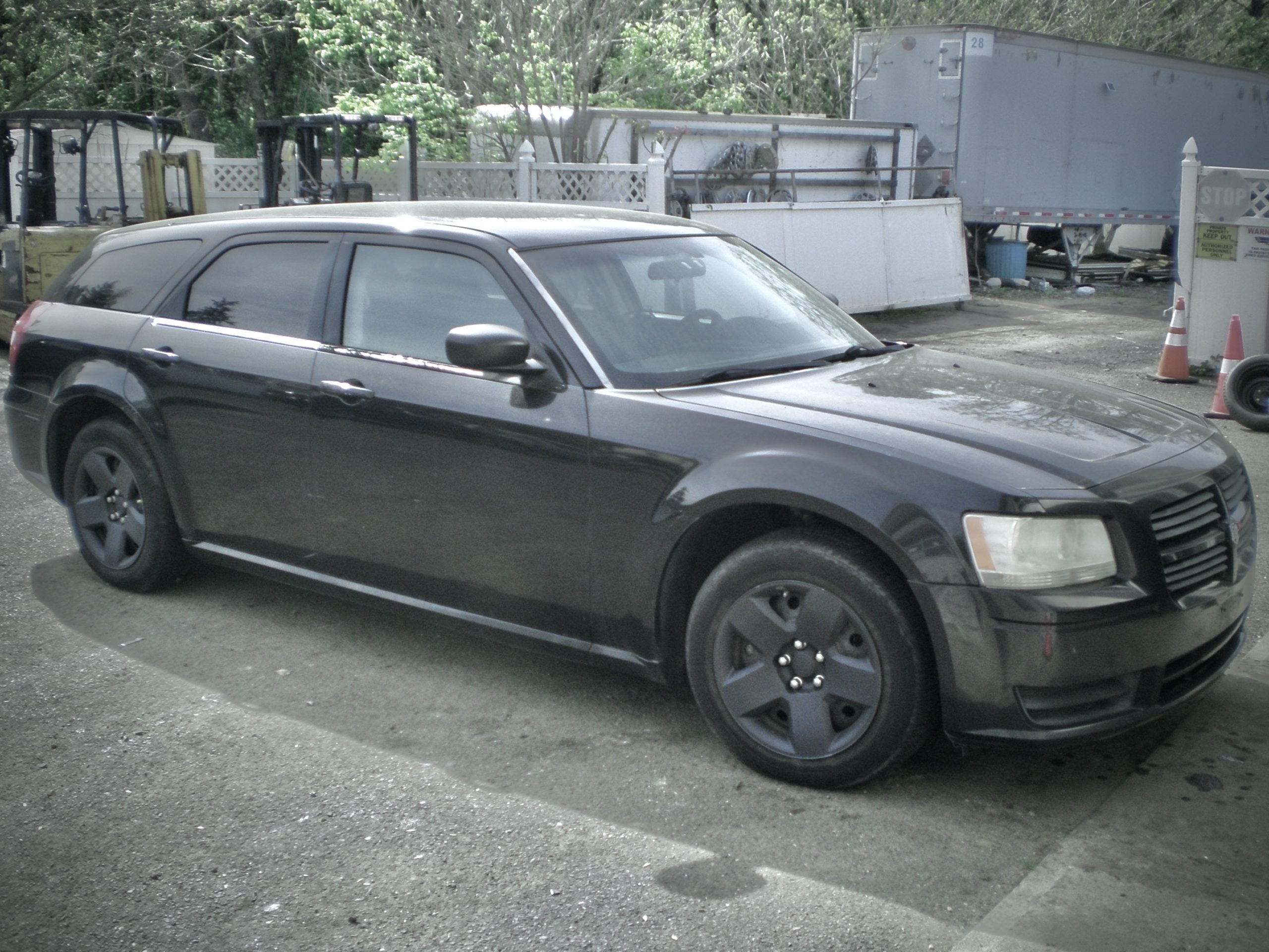 Parting Out 2008 Dodge Magnum RWD Wagon N-17