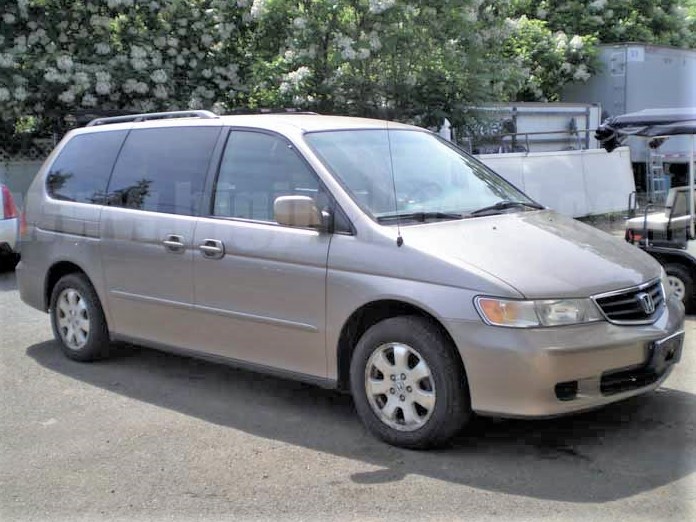Parting Out 2004 Honda Odyssey EX-L DVD Van N-23