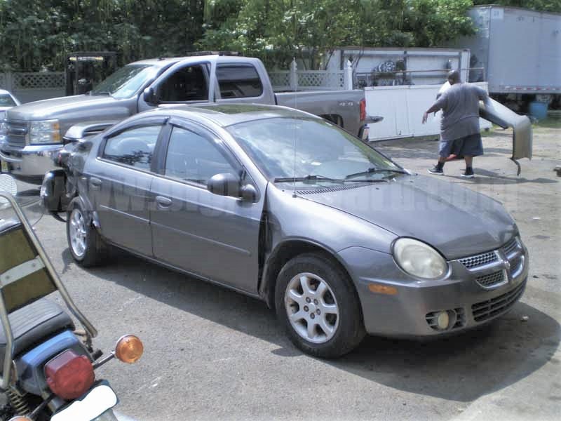 Parting Out 2003 Dodge Neon SXT Sedan N-34