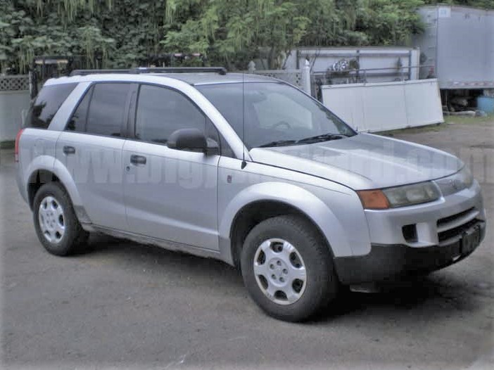 Parting Out 2004 Saturn Vue AWD N-35