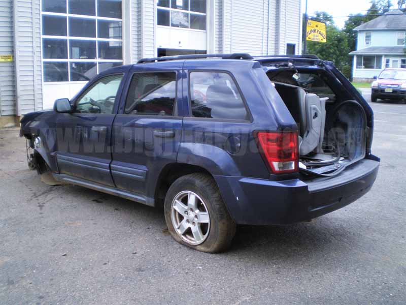 Parting Out 2005 Jeep Grand Cherokee Laredo 4×4 N-37