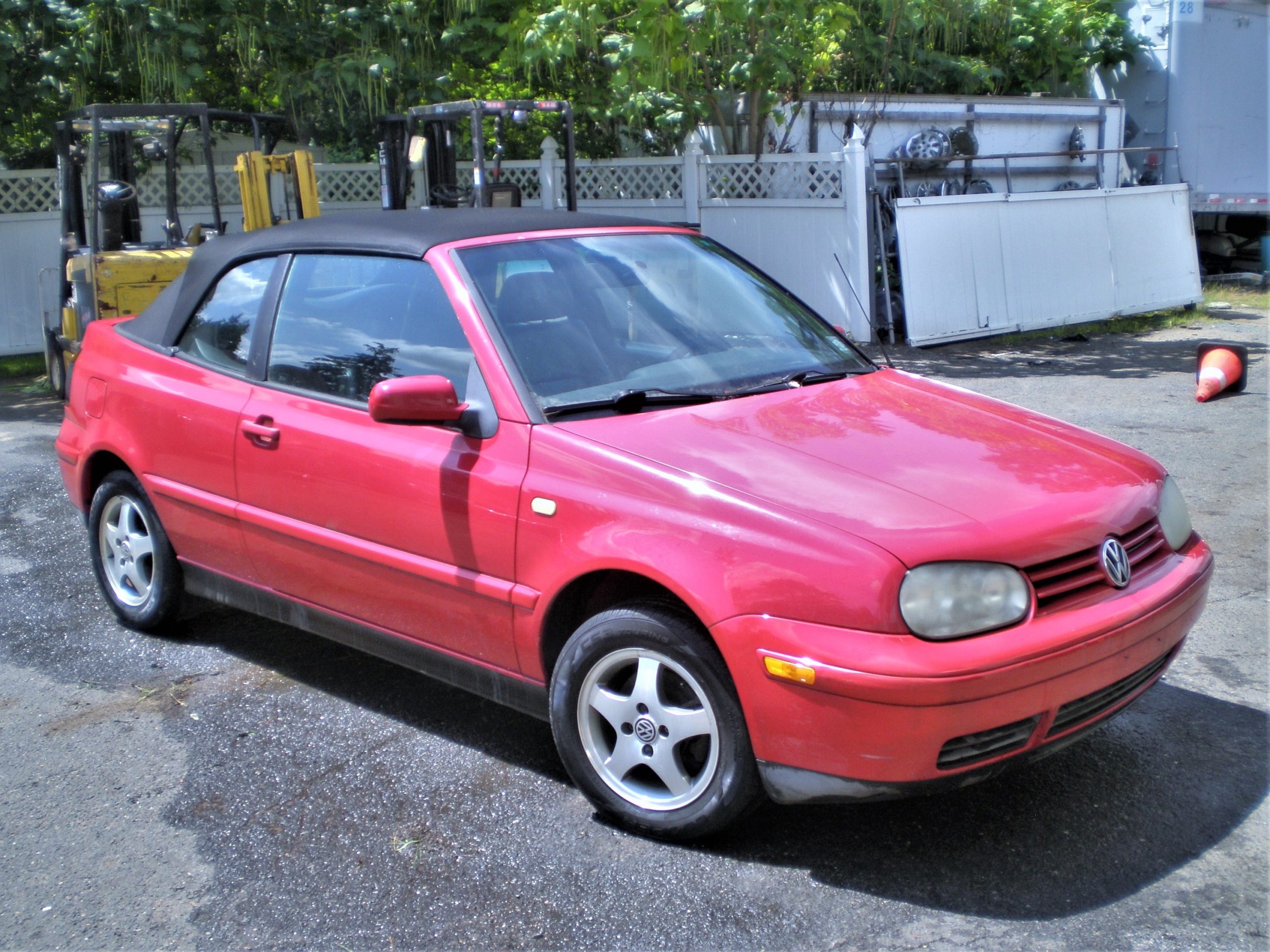 Parting Out 2000 Volkswagen Cabriolet GLS Convertible N-41