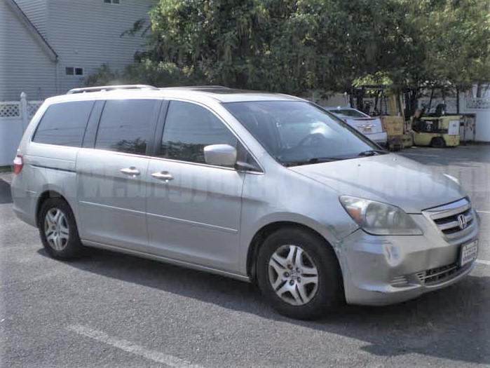 Parting Out 2005 Honda Odyssey EX-L Van N-44