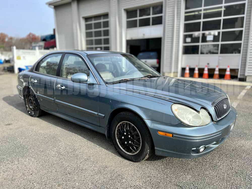 Parting Out 2005 Hyundai Sonata GL Sedan N-54