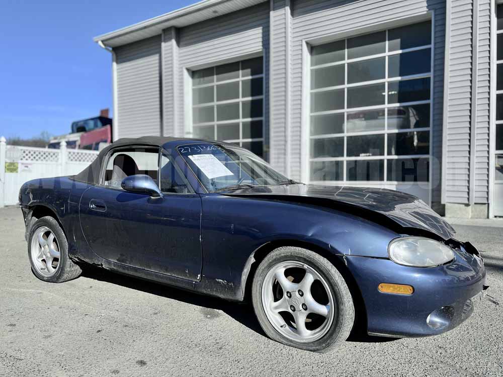 Parting Out 2002 Mazda Miata RWD Convertible N-72