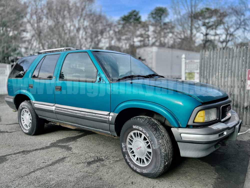 Parting Out 1995 GMC Jimmy S15 SLT 4X4 O-37