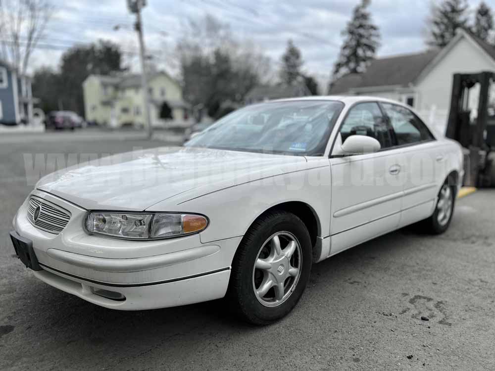 Parting Out 2004 Buick Regal LS Sedan O-45