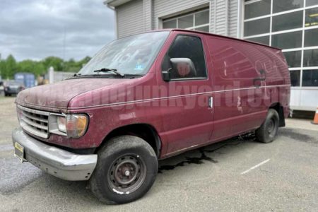 Parting Out 1995 FORD ECONOLINE