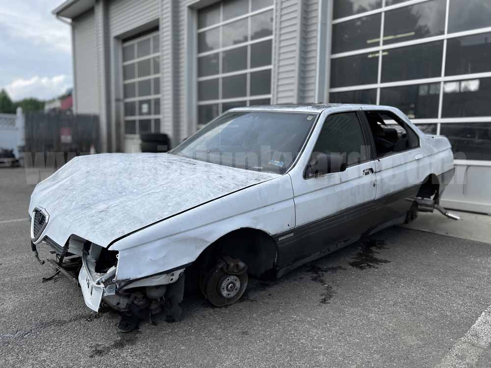 Parting Out 1992 Alfa Romeo 164 L Sedan O-62