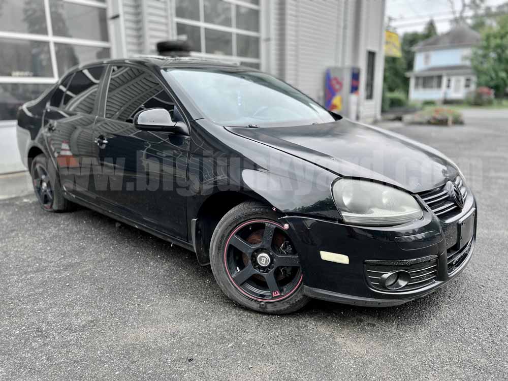 Parting Out 2010 Volkswagen Jetta Sedan O-78