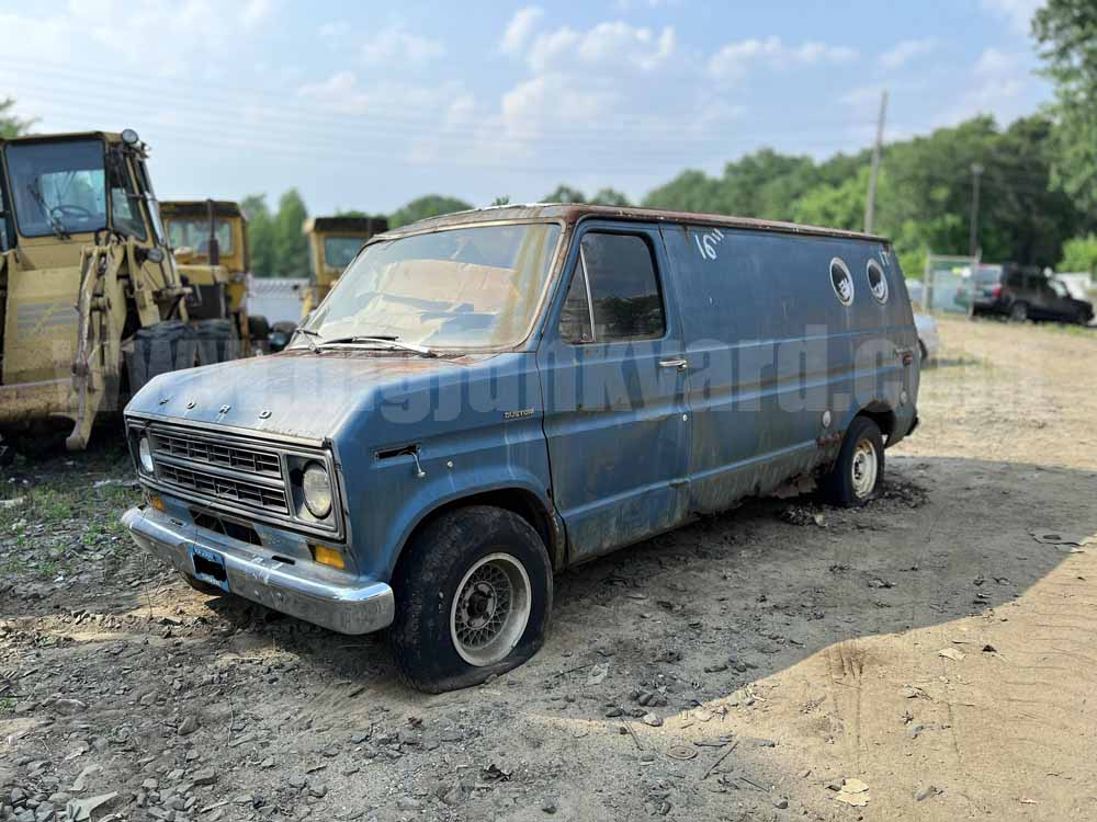 Parting Out 1976 Ford Econoline 150 P-60