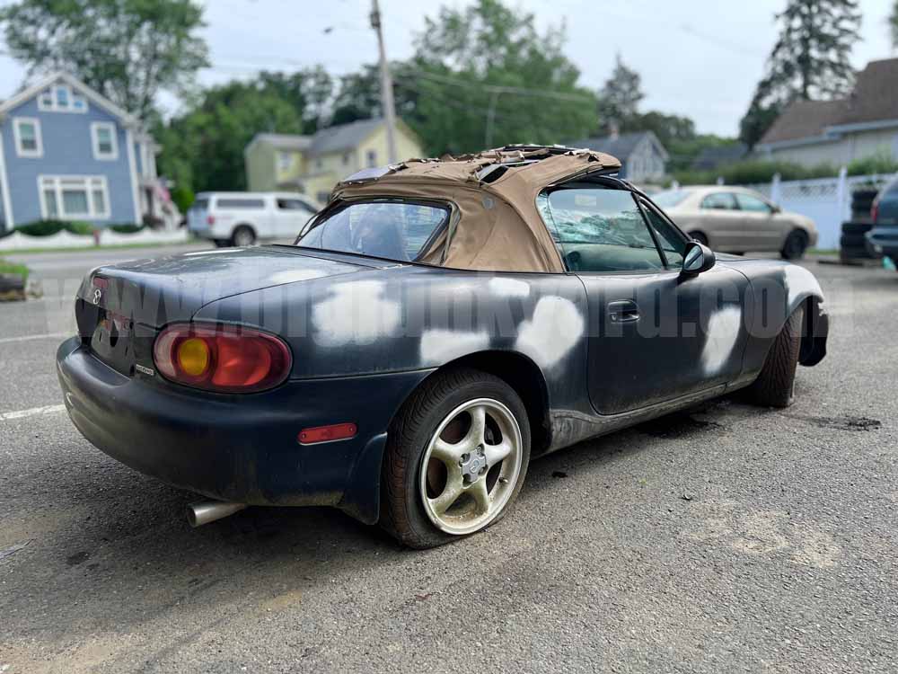 Parting Out 1999 Mazda Miata MX-5 Convertible P-90