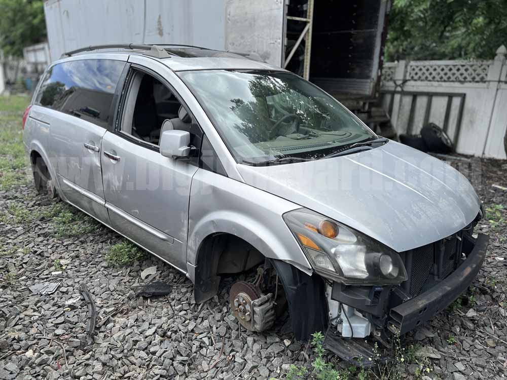 Parting Out 2005 Nissan Quest 3.5 SE FWD P-154