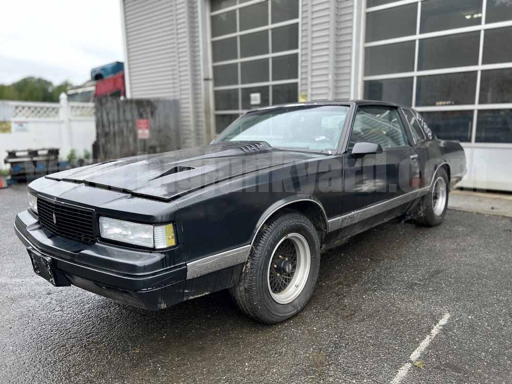 Parting Out 1987 Chevy Monte Carlo LS Coupe P-188