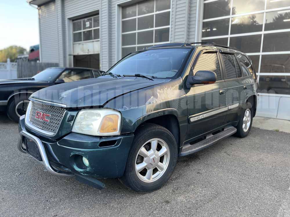 Parting Out 2005 GMC Envoy SLT 4WD P-192