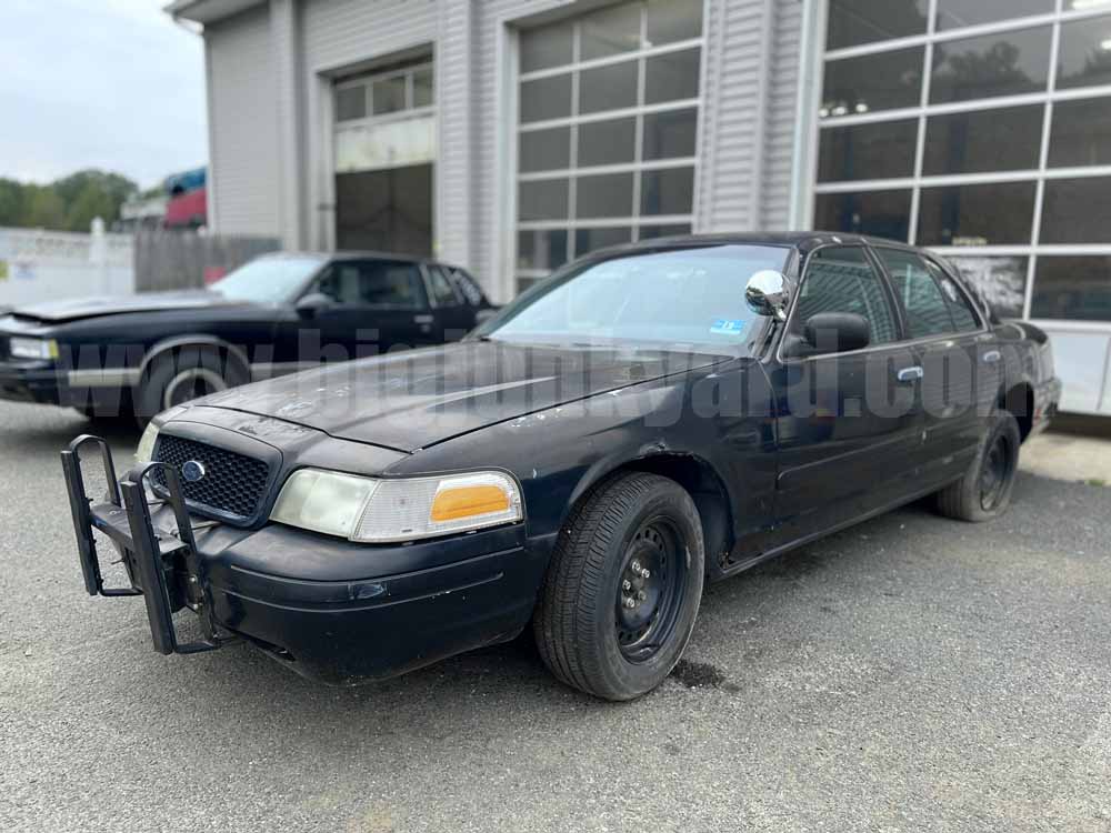 Parting Out 2002 Ford Crown Victoria Police Interceptor P-194