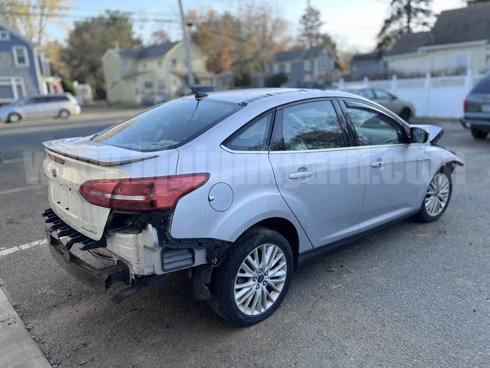 Parting Out 2015 Ford Focus Titanium Sedan P-236