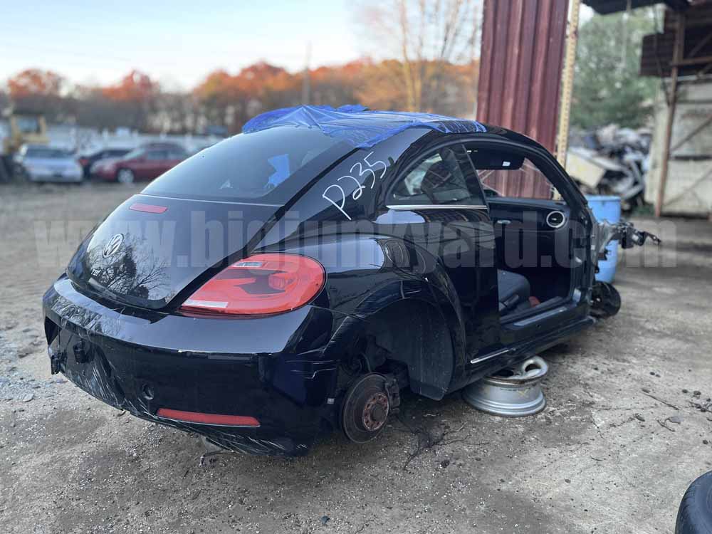 Parting Out 2013 Volkswagen Beetle TDI P-235