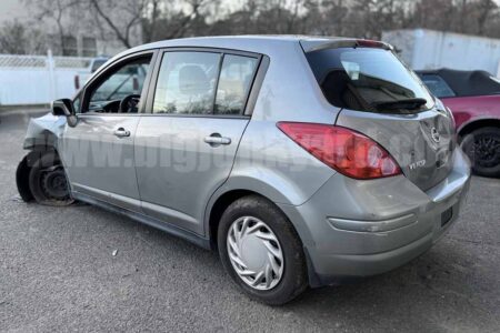 Parting Out 2009 NISSAN VERSA