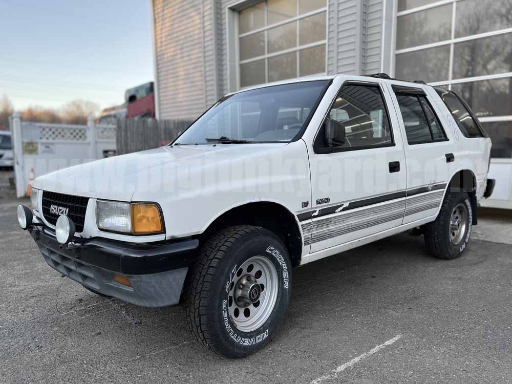 Parting Out 1994 Isuzu Rodeo S 4Dr 4WD Q-45