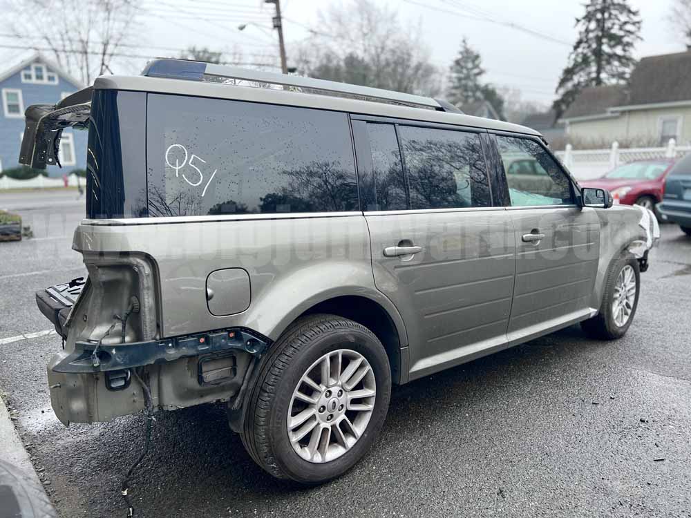 Parting Out 2014 Ford Flex SEL AWD Q-51
