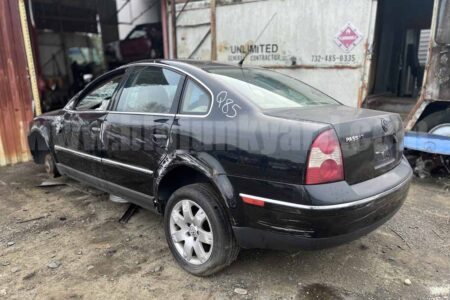 Parting Out 2005 VOLKSWAGEN PASSAT