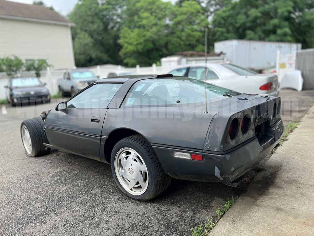 Parting Out 1989 Chevy Corvette Coupe Q-175