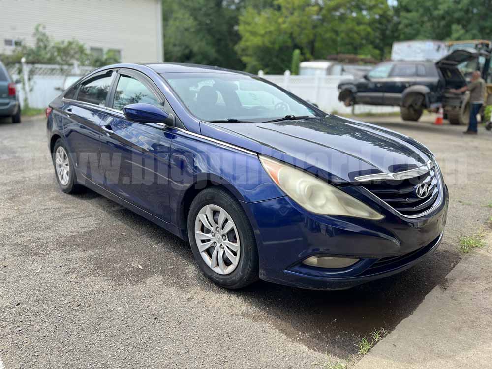 Parting Out 2011 Hyundai Sonata GLS Q-181