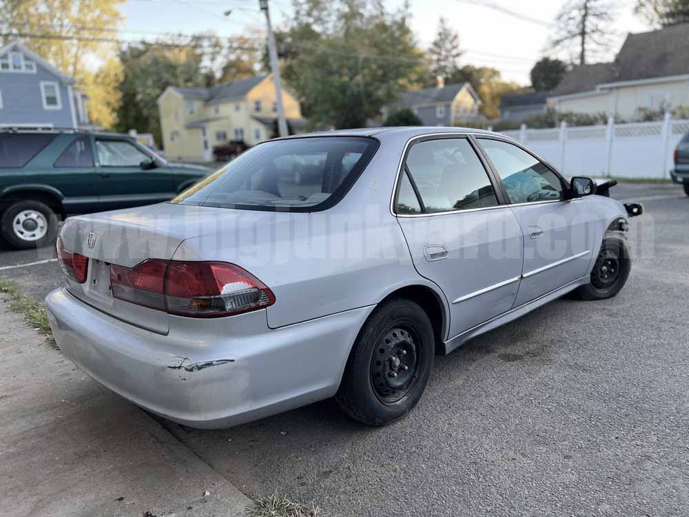 Parting Out 2001 Honda Accord Sedan Q-193